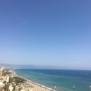 https://newparadise.es-andalucia.com